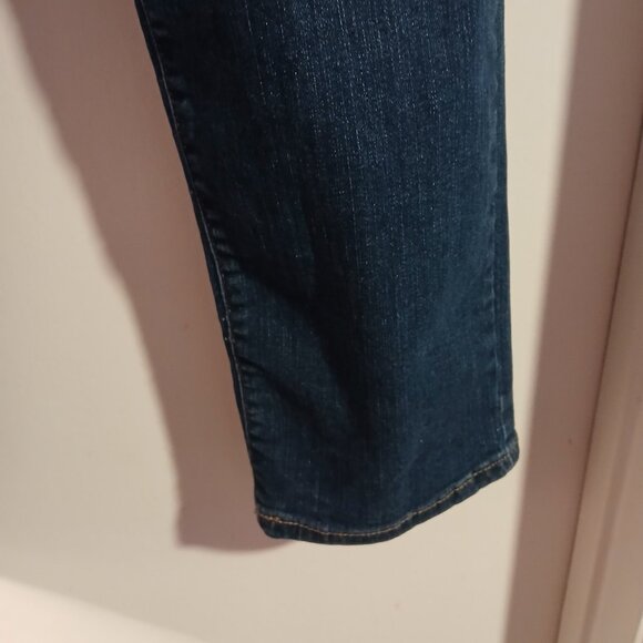 Banana Republic Factory Women's Curvy Fit Girlfriend Jeans SZ 30/10 EUC - Picture 2 of 9